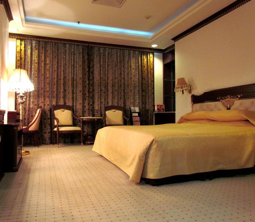 W.Y. Lera Hotel Гуанчжоу Екстер'єр фото