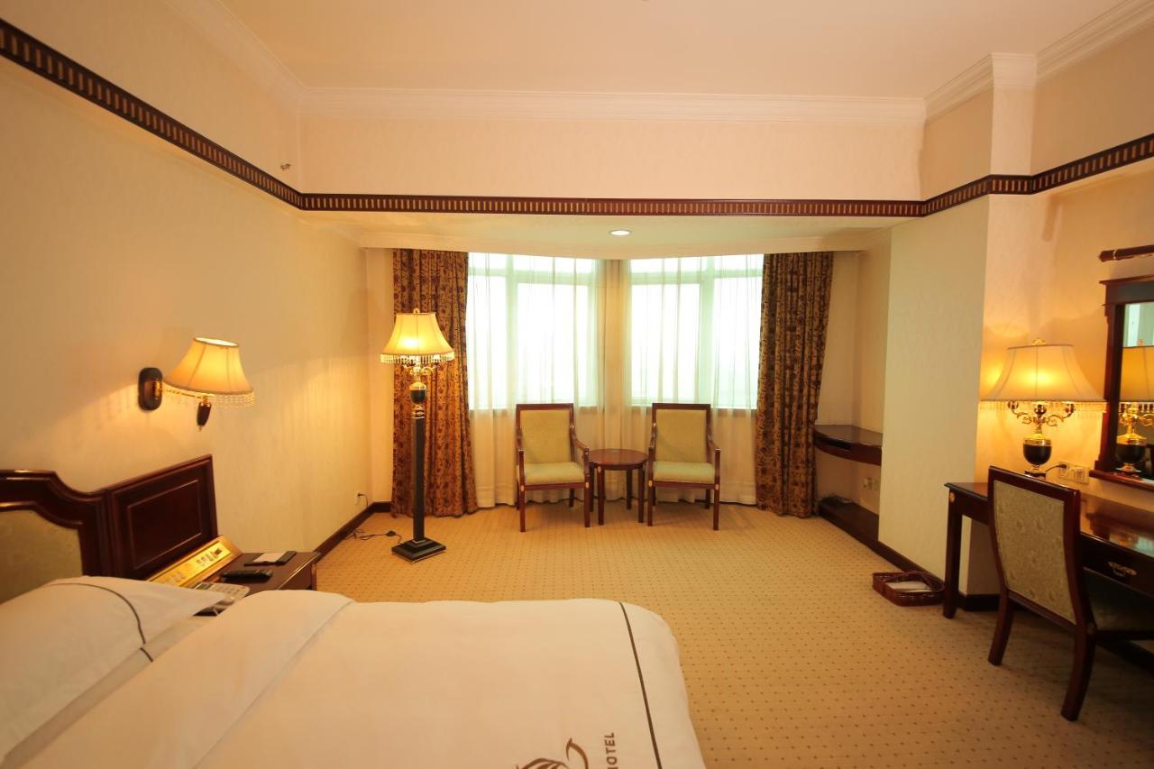 W.Y. Lera Hotel Гуанчжоу Екстер'єр фото