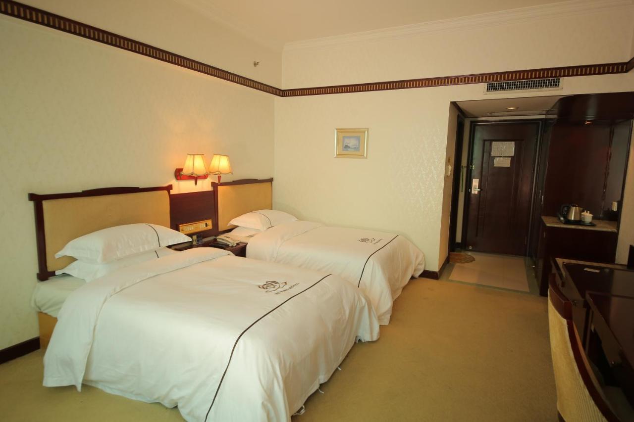 W.Y. Lera Hotel Гуанчжоу Екстер'єр фото